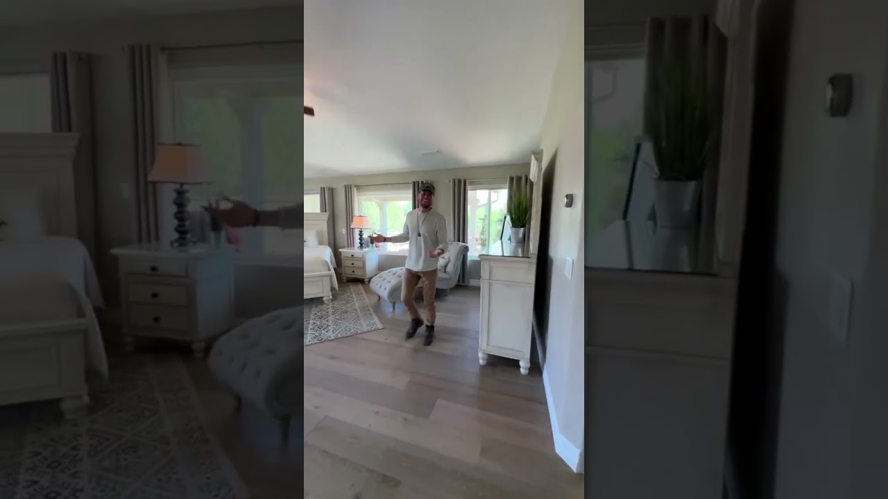 Real Estate Edit with basic bg music