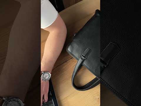 Шкіряна чоловіча ділова сумка-портфель портфель для ноутбука чорний Tiding Bag 64028, видео 1