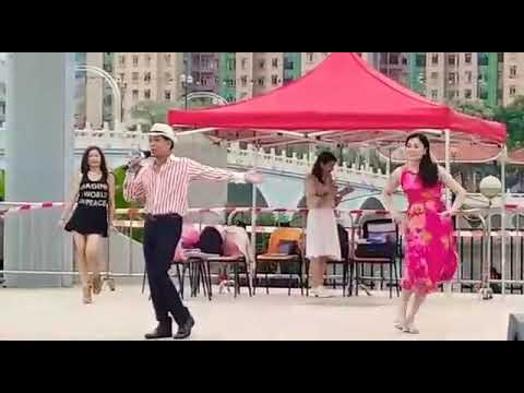 旺角羅文情歌王子Simon演唱紅唇綠洒+失戀+難兄難弟花雷昇苹歌舞阮萍主席+Pauline伴舞2018年11月9日