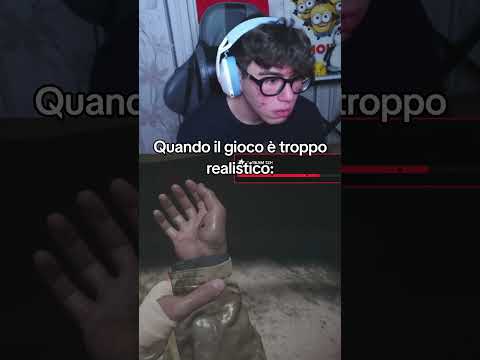 MI SEMBRA STRANO #shorts #residentevilvillage