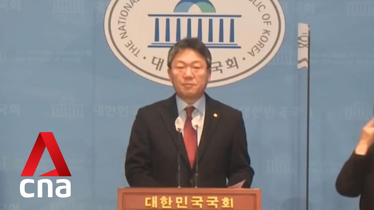 South Korean truckers vote to end 2-week walkout under pressure from ...