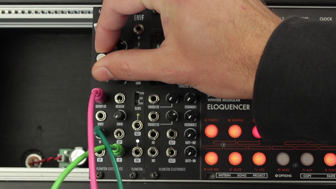 SQUARE WAVE ON SPICEVCF - YouTube