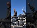 Dal lago di Elsinore, California, ecco la Triumph T100 2026!#triumphbonnevillet100 #bonnevillet100