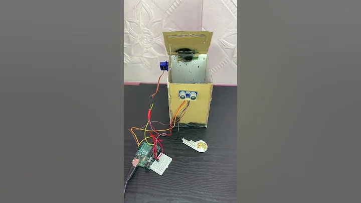 🗑️ Smart Waste Container Using Arduino & Ultrasonic Sensor 📡