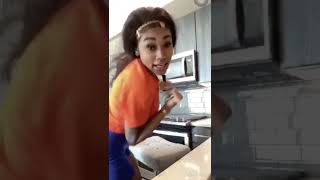 Jania Meshell Twerking