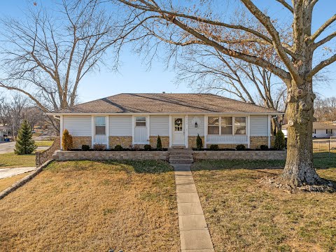 8590 Wycoff Dr., De Soto, KS home video tour