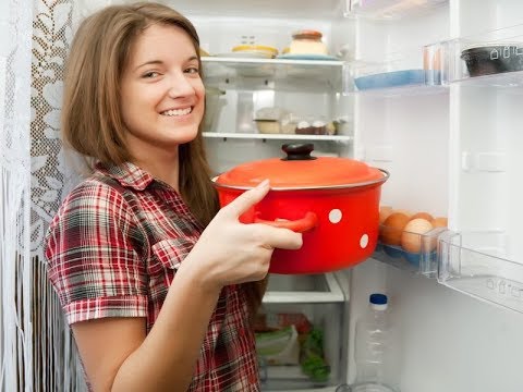 Вот почему горячую еду можно и нужно отправлять в холодильник