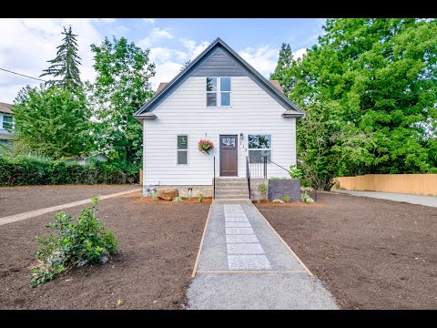 213 South Church St, Silverton, OR home video tour