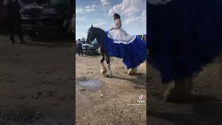 Quincenera en caballo JOY