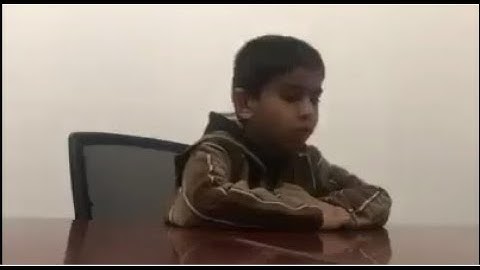 مقطع من سورة الشعراء بصوت طفل أكثر من رائع