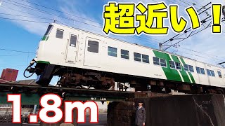 国鉄185系がすぐ目の前をド迫力通過！