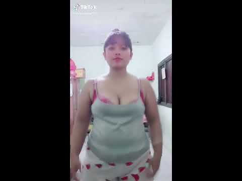 Goyangan janda bahenol tante hot basah basah