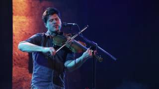 Seth Lakeman plays The Bold Knight live at the Barn in Banchory