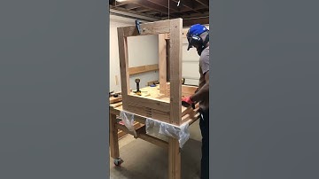 DIY Mobile Flip Tool Stand Pt.2 #woodworkersofyoutube#diyersofyoutube#dewalt