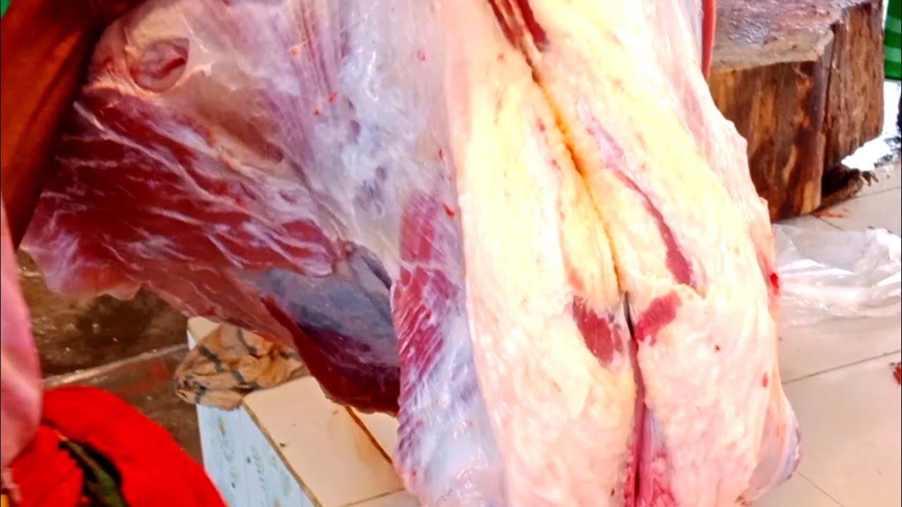 Super Fastest Meat Cutting.  Amazing Full Cow Cutting In Bangladesh. Cutting Skills.