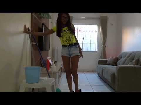 High heels - the unconventional way of cleaning the room
