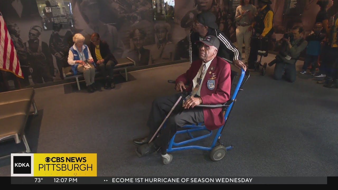 Famed Tuskegee Airman visits display at Pittsburgh International ...