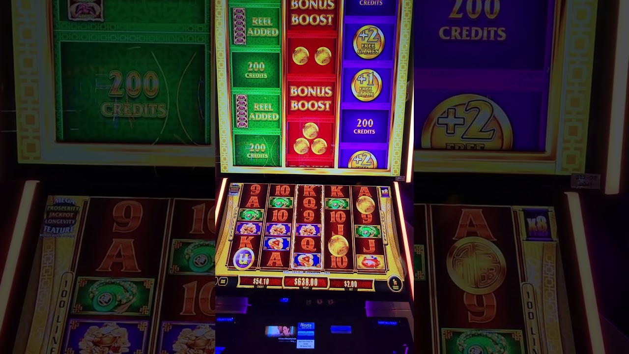 Slot Attendant Couldn't Believe This MASSIVE Jackpot! #slots #lasvegas