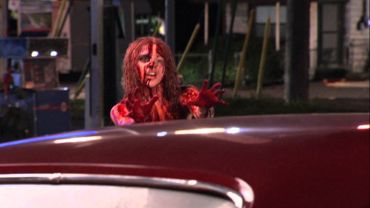 Carrie - B-Roll - Estreno 5 de Diciembre official secrets