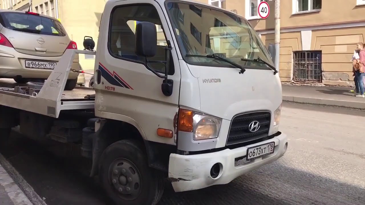 Эвакуировали автомобиль с водителем в СПб на Фонарном - YouTube