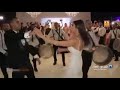 مشيانة وعم تدلع