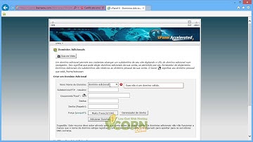 Como é que insiro um domínio adicional no cPanel?