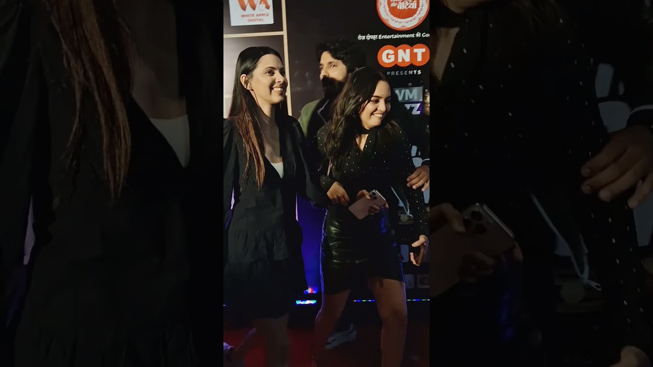 Alice Kaushik And Neha Harsora pahuche red carpet pe 