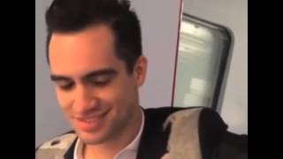 Mtv Starbucks Drake Hands.