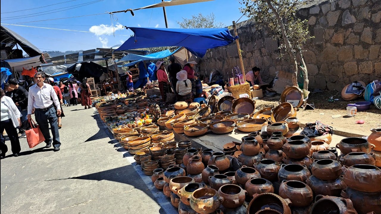 Feria Primer Viernes - Barrio El Calvario en Quetzaltenango 