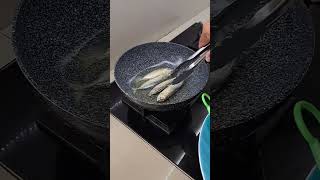 Download Lagu Goreng ikan pindang, gampang, cepat dan enak MP3