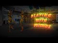 BATTLING ROYALES :  Playing with friends