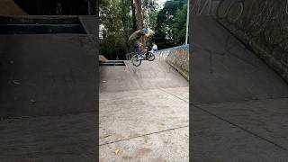 BMX STREET 2026 -Barspin na 45 #bmx #shieldbmx #automobile #mtbreview #bmxlife #mtb #amtb #bmxstreet