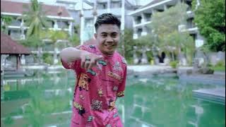 ALAN DARMAWAN - CUCU LUCU (OFFICIAL MUSIC VIDEO)