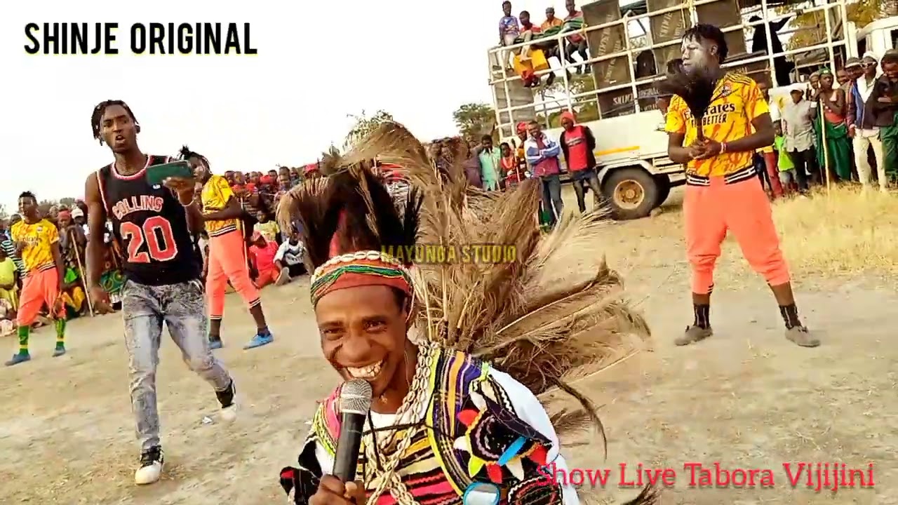 SHINJE ORIGINAL amchana BHUDAGALA na MADEBE JINASA katika show live_MAYUNGA STUDIO TABORA 2023