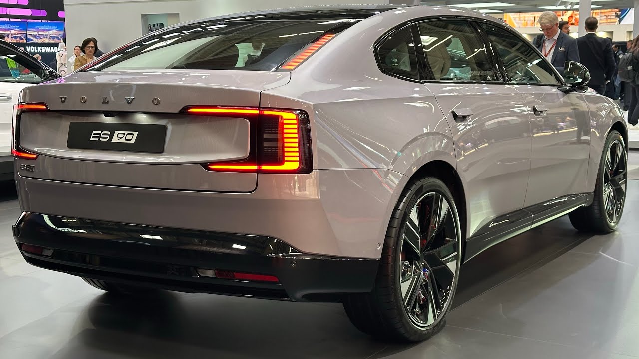 New Volvo ES90 2026