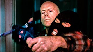 Sozinho contra uma equipe assassina da CIA | RED: Aposentados e Perigosos | Clipe