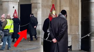 DISGUSTING BEHAVIOUR! FOLLOWS The King's Guard back to his Post.  Tries to Provoke the Royal Guard.