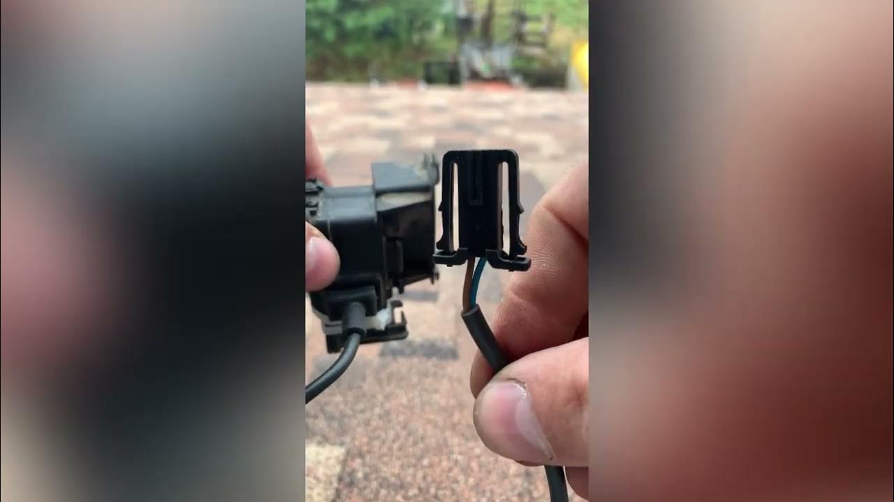 Как открыть лючок бензобака фольксваген поло седан, если его заклинило ...