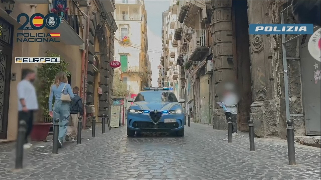 Napoli: arrestate 12 persone gravate da un mandato d’arresto europeo