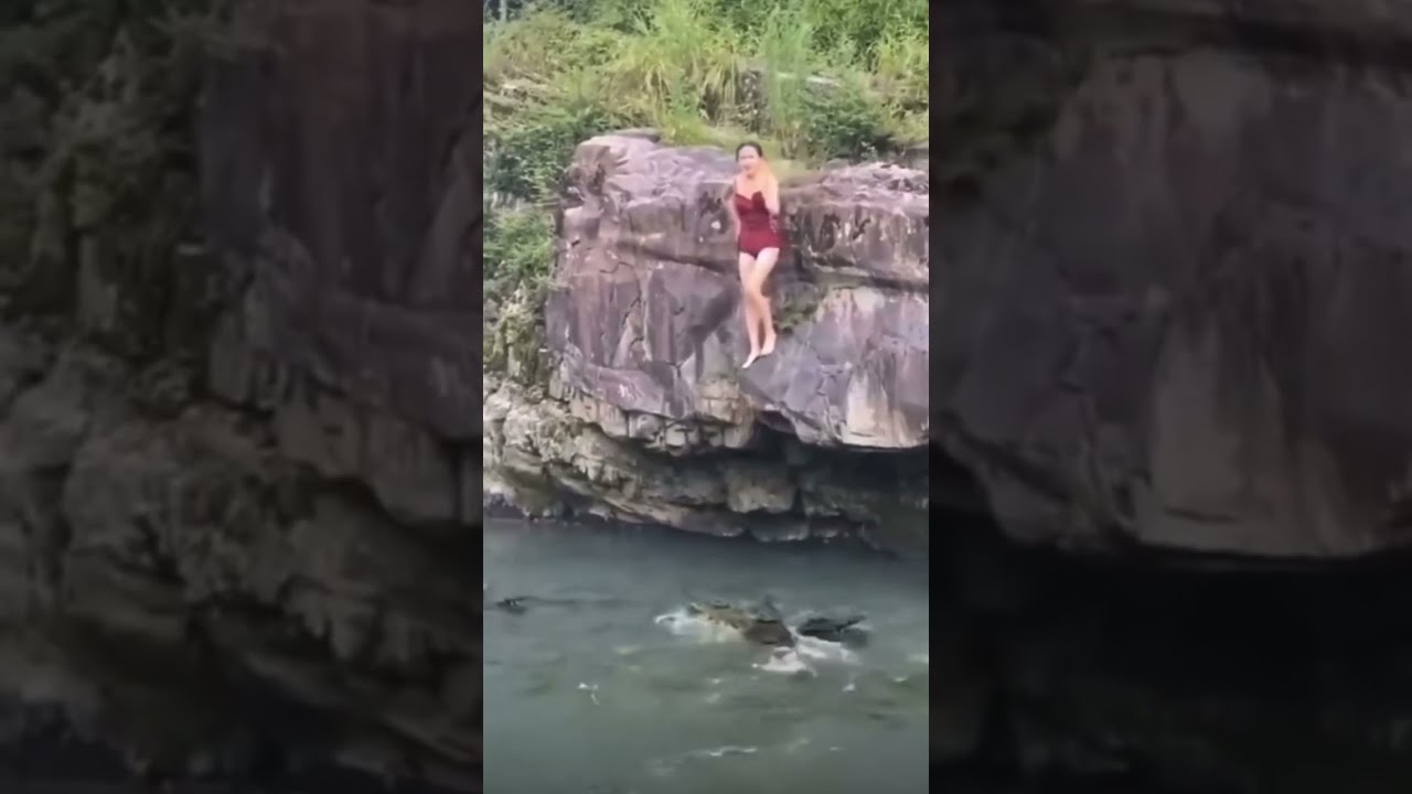 WOMEN JUMP INTO THE CROCODILE Crocodiles Scary Viral Shorts Funnyvideo Adventure Jumping