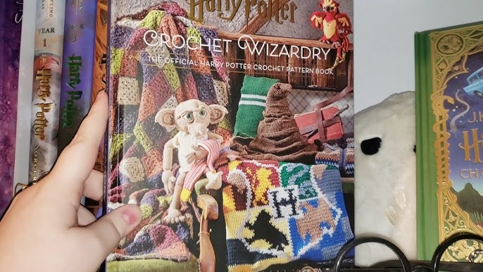 Harry Potter Crochet Wizardry: The official Harry Potter crochet pattern  book: : Sartori, Lee: 9781911663638: Books
