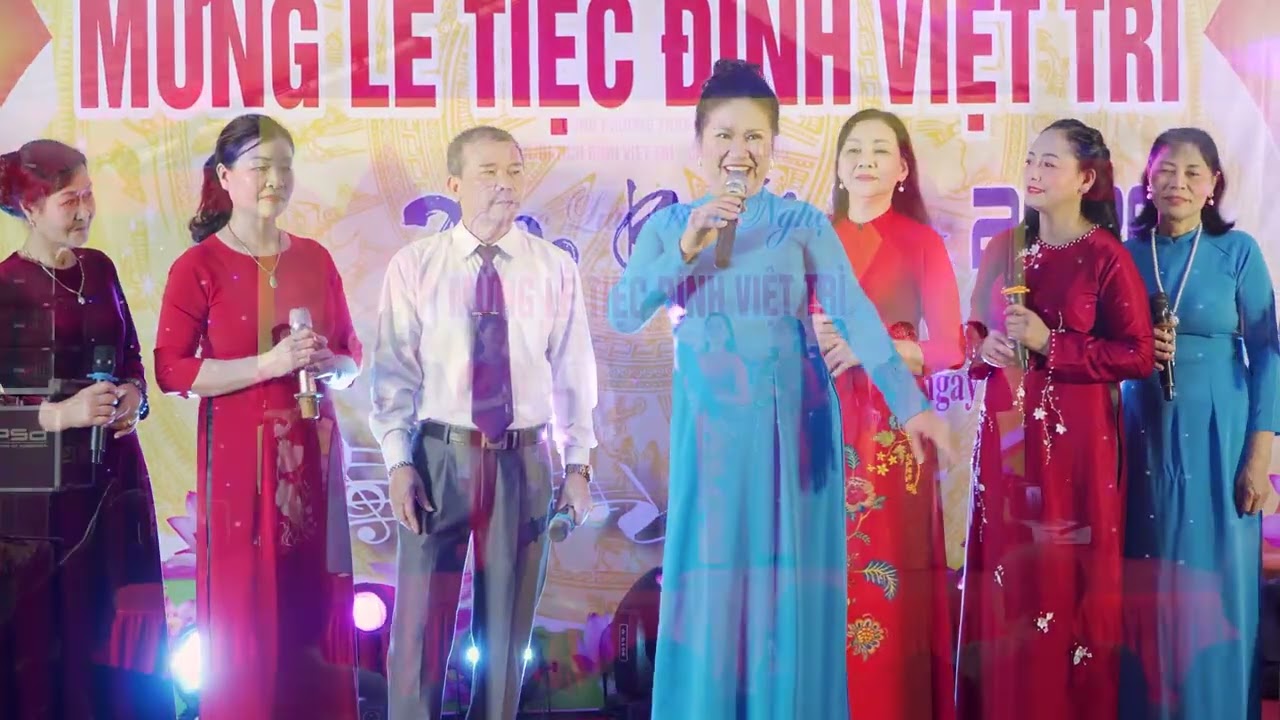 ĐẢNG ĐÃ CHO TA MỘT MÙA XUÂN