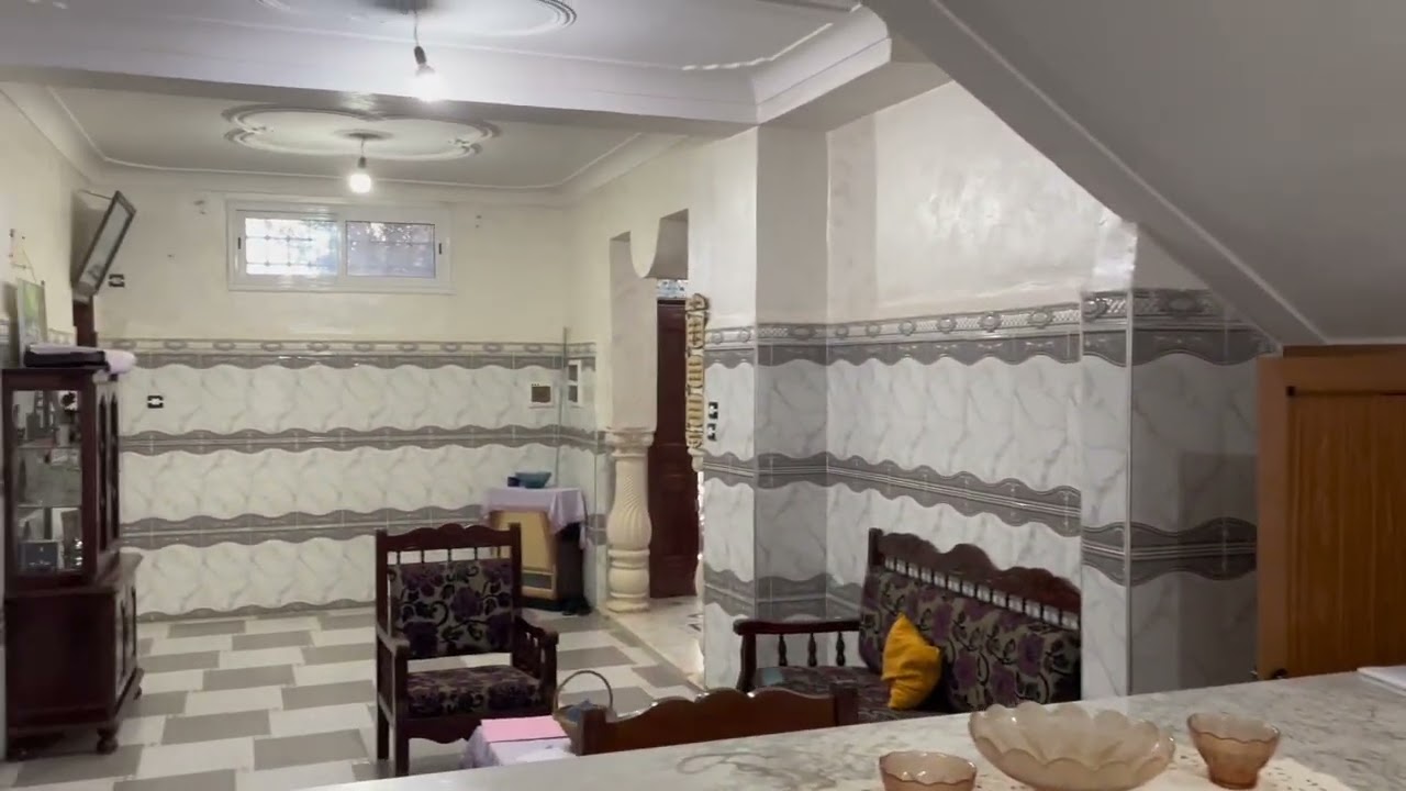 بيع فيلا 200 متر r+1 اولاد سلامة البليدة عقد ملكية ودفتر عقاري اتصل 0671596510