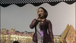 NIKEN SALINDRI MANGGUNG DI DESA BUKIT RAYA KECAMATAN TENGGARONG SEBERANG