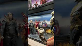 HOT TOYS Avengers Endgame Thor's Stormbreaker