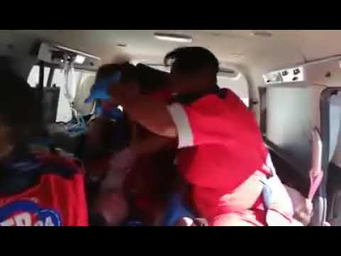 paramedics-inside-ambulance-doing-king-monada-idibala-challenge
