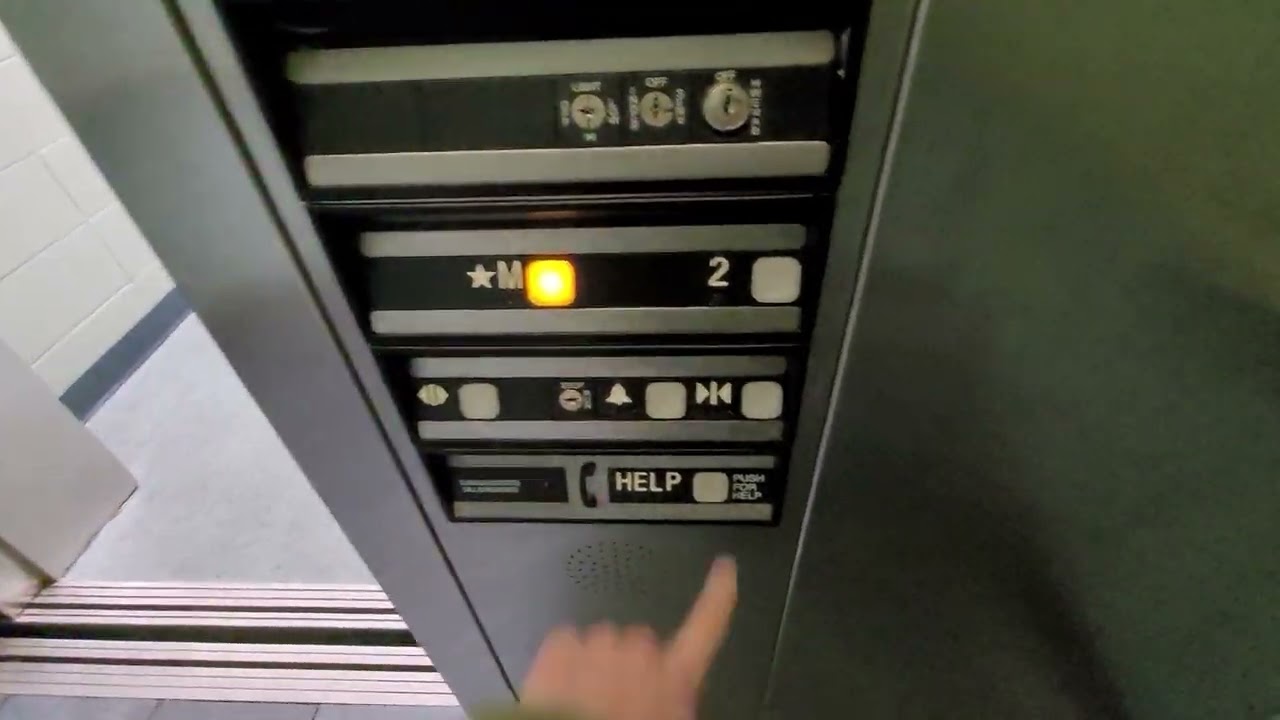 Basic Dover Elevator @ Confederation Leisure Centre, Edmonton, AB