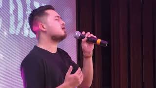 Jonathan Lianhna - Min Lo Kai Angem? Live