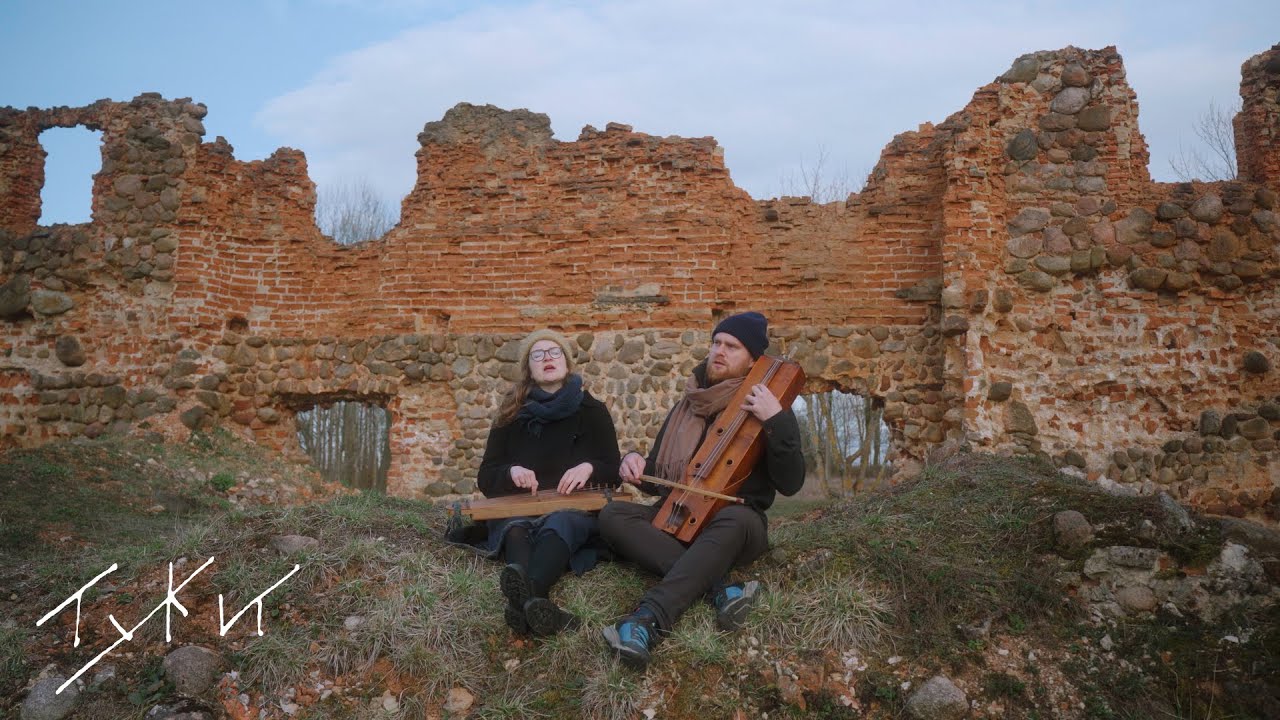 Ei toli toli || Far, far away