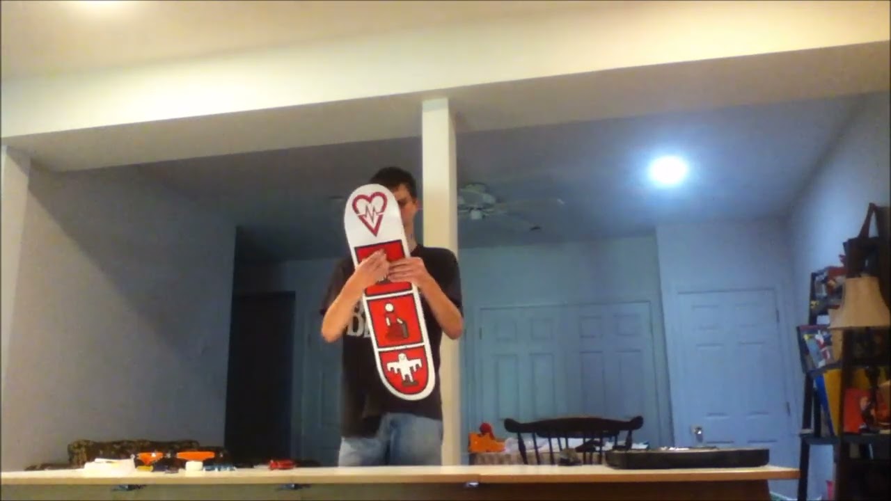 Adam sets up a new skateboard (2016)